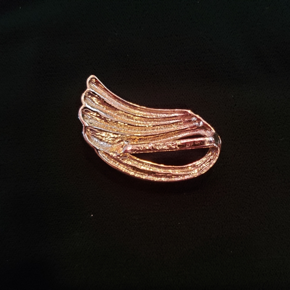 Scarf Holder - Picture 2 of 2